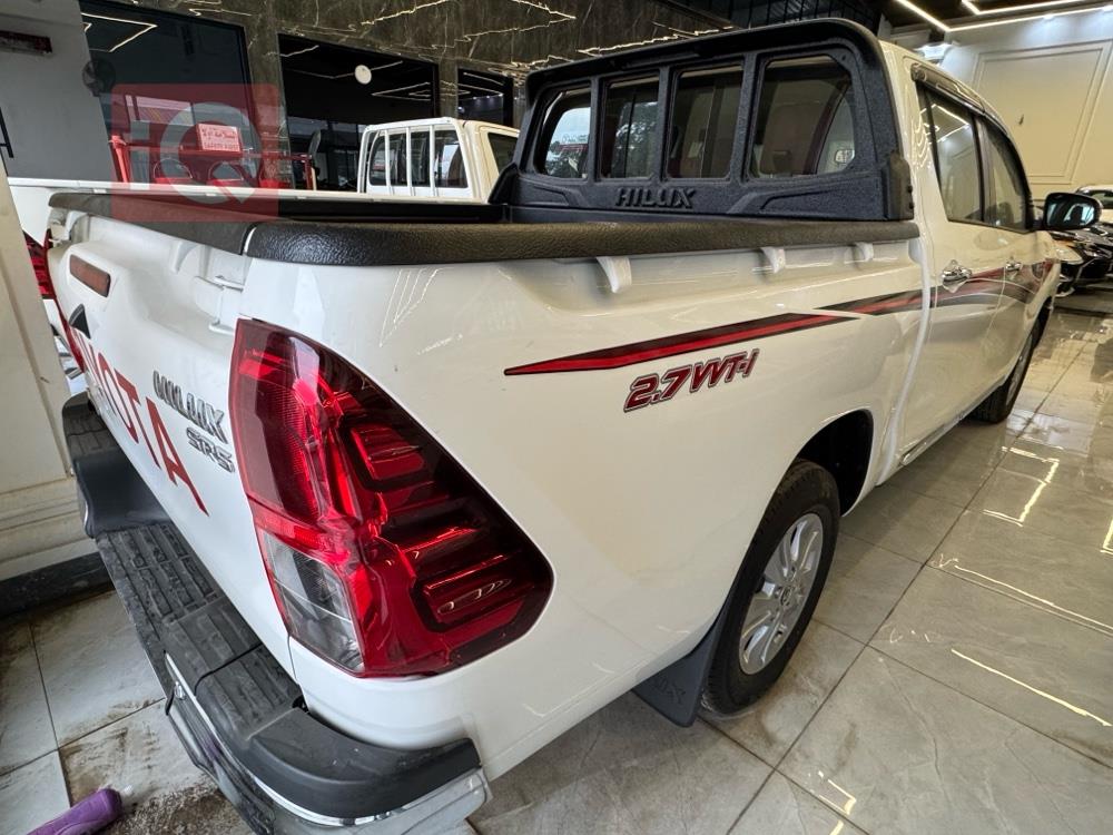 تويوتا هايلوكس